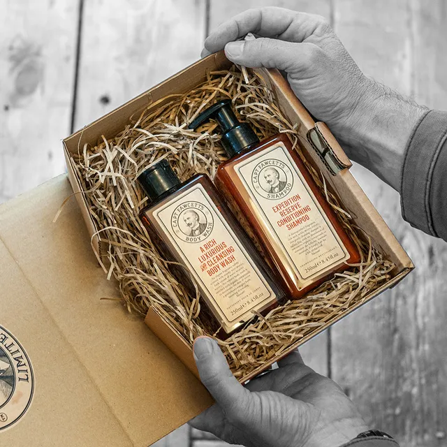 captain-fawcett-expedition-reserve-wash-set-duo-shampooing-et-gel-douche-parfum- image 1