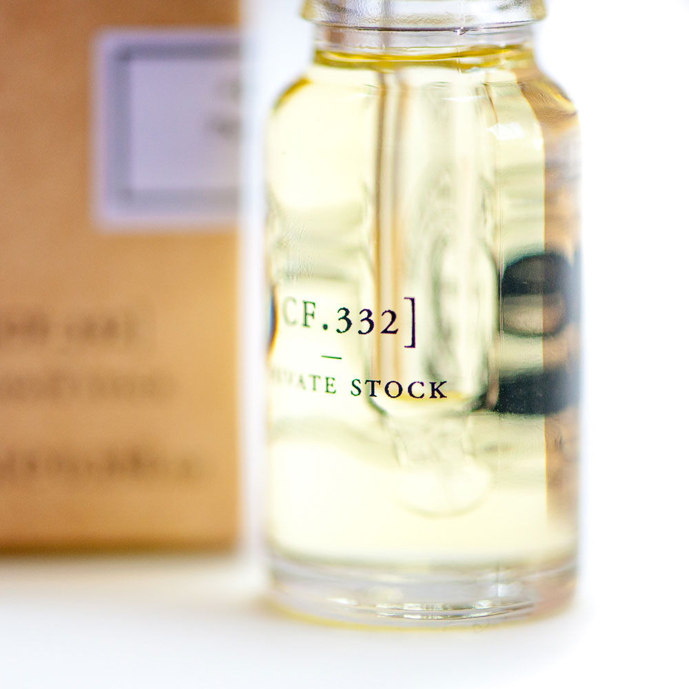 captain-fawcett-private-stock-huile-de-barbe-10-ml-huile-nourrissante-format-voy image 3