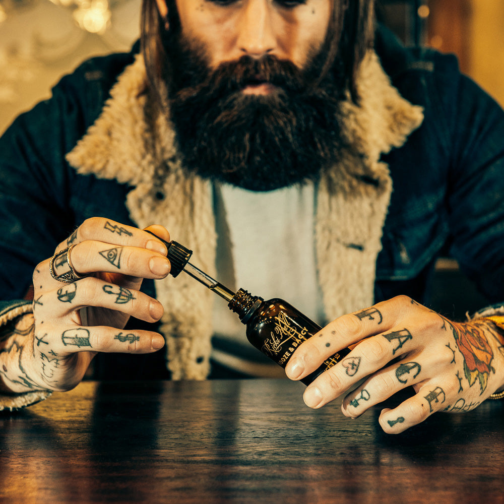 captain-fawcett-booze-baccy-beard-oil-ricki-hall-50-ml-huile-barbe-tabac-miel-en image 6