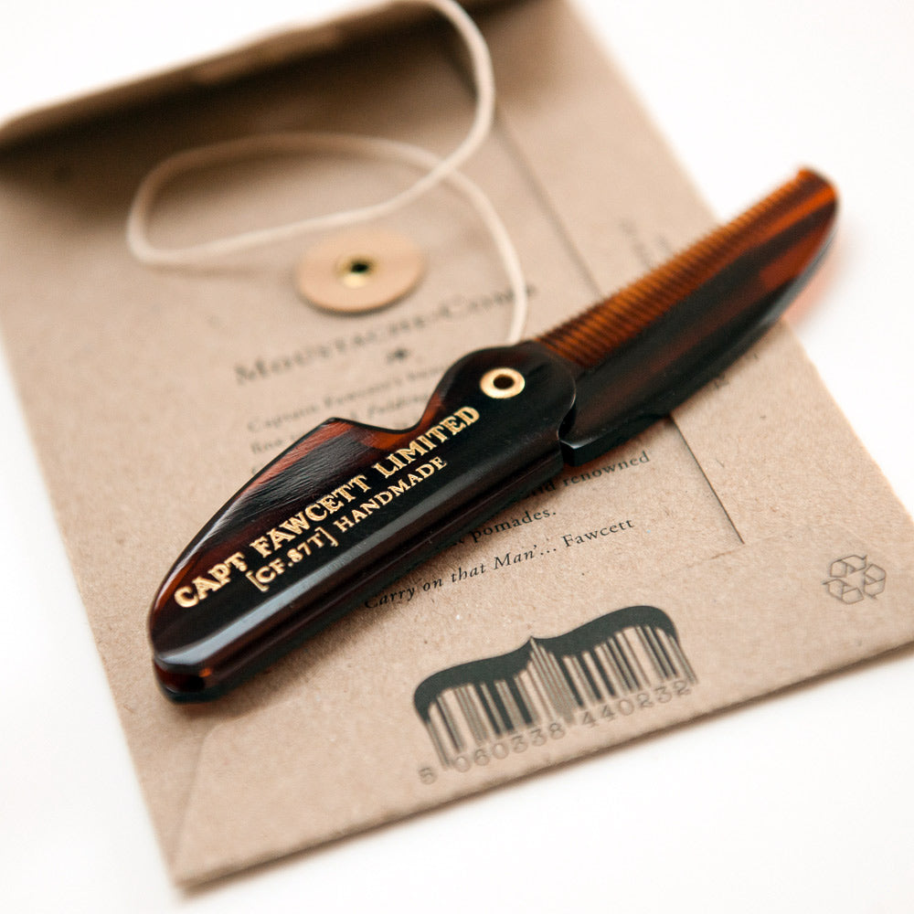 captain-fawcett-folding-pocket-moustache-comb-cf-87t-peigne-moustache-pliant-fin image 3