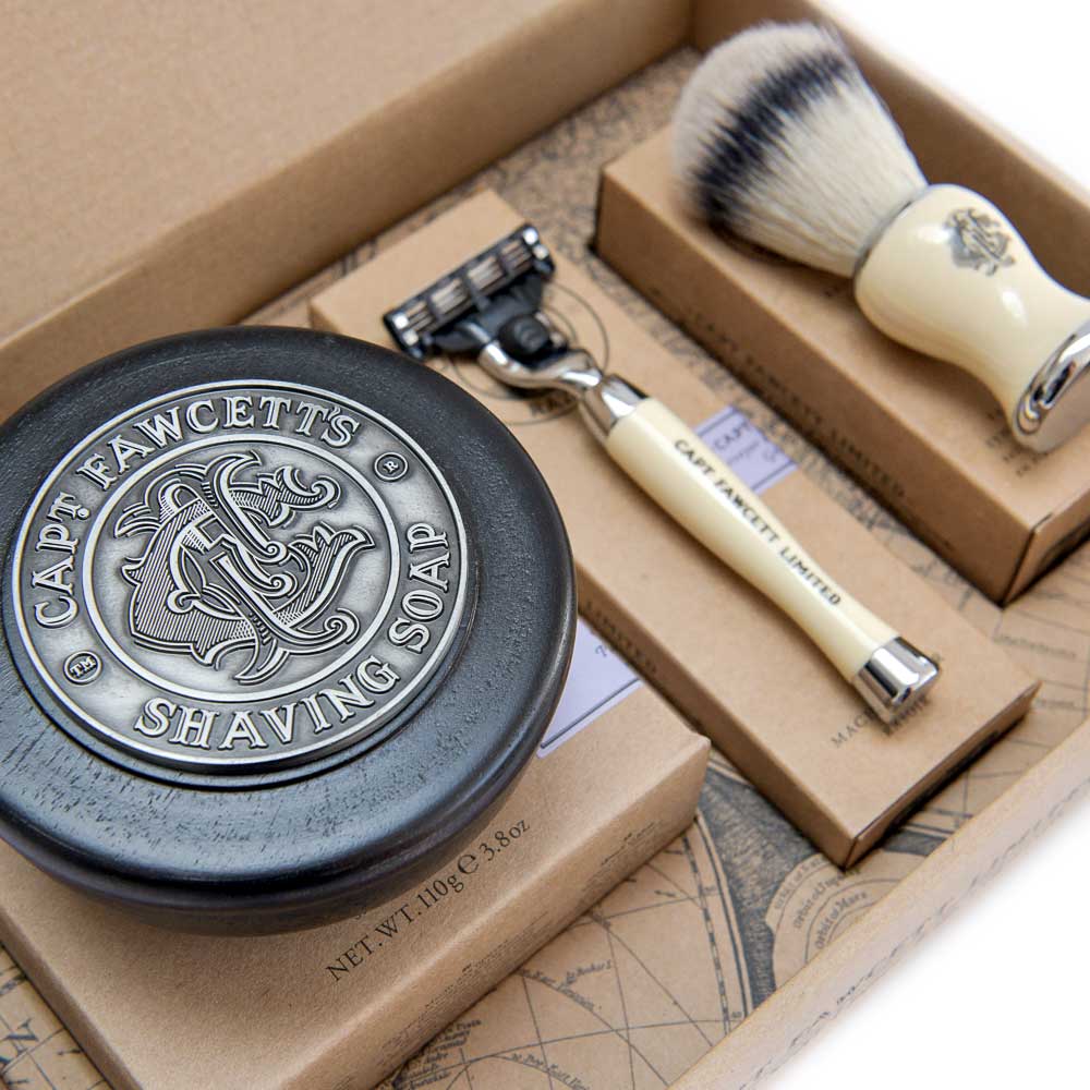 captain-fawcett-coffret-rasage-complet-blaireau-faux-badger-rasoir-de-s-ret-et-s image 4