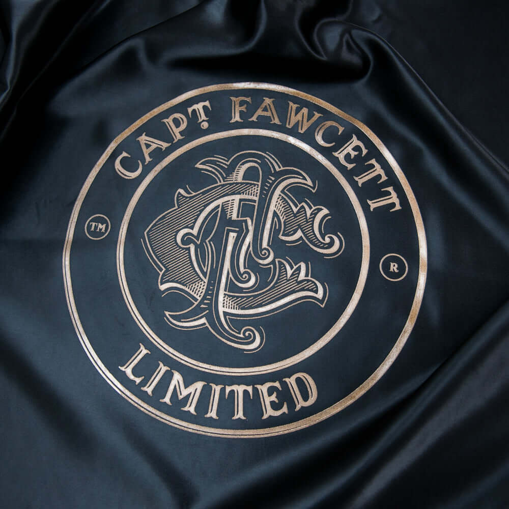 captain-fawcett-barbers-cape-cape-de-barbier-professionnelle-en-satin-lourd-enco image 2
