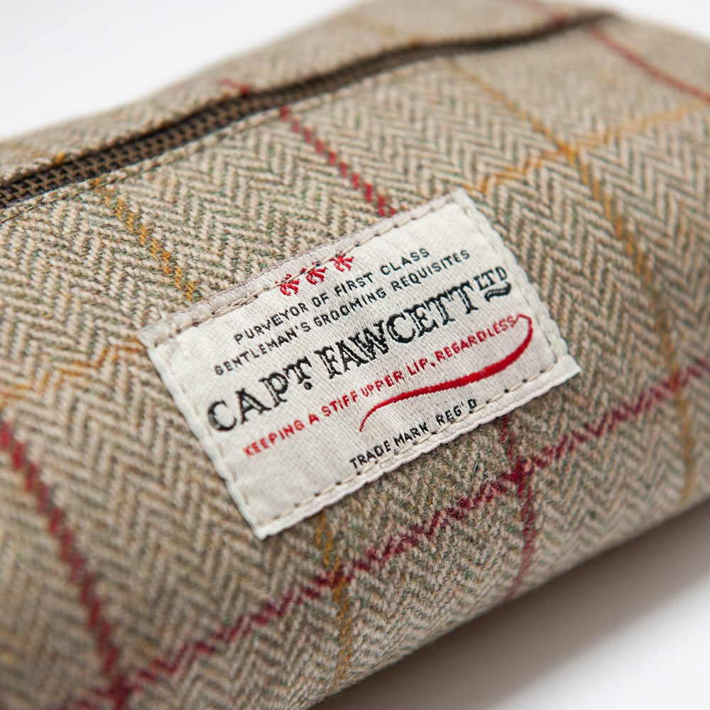captain-fawcett-tweed-wash-bag-cf-318-trousse-de-toilette-en-tweed-britannique-a image 2