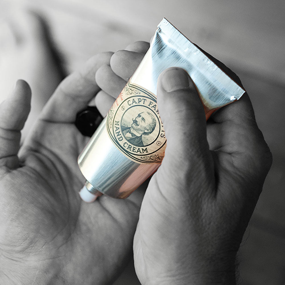 captain-fawcett-expedition-reserve-hand-cream-cr-me-mains-enrichie-vitamine-e-be image 4