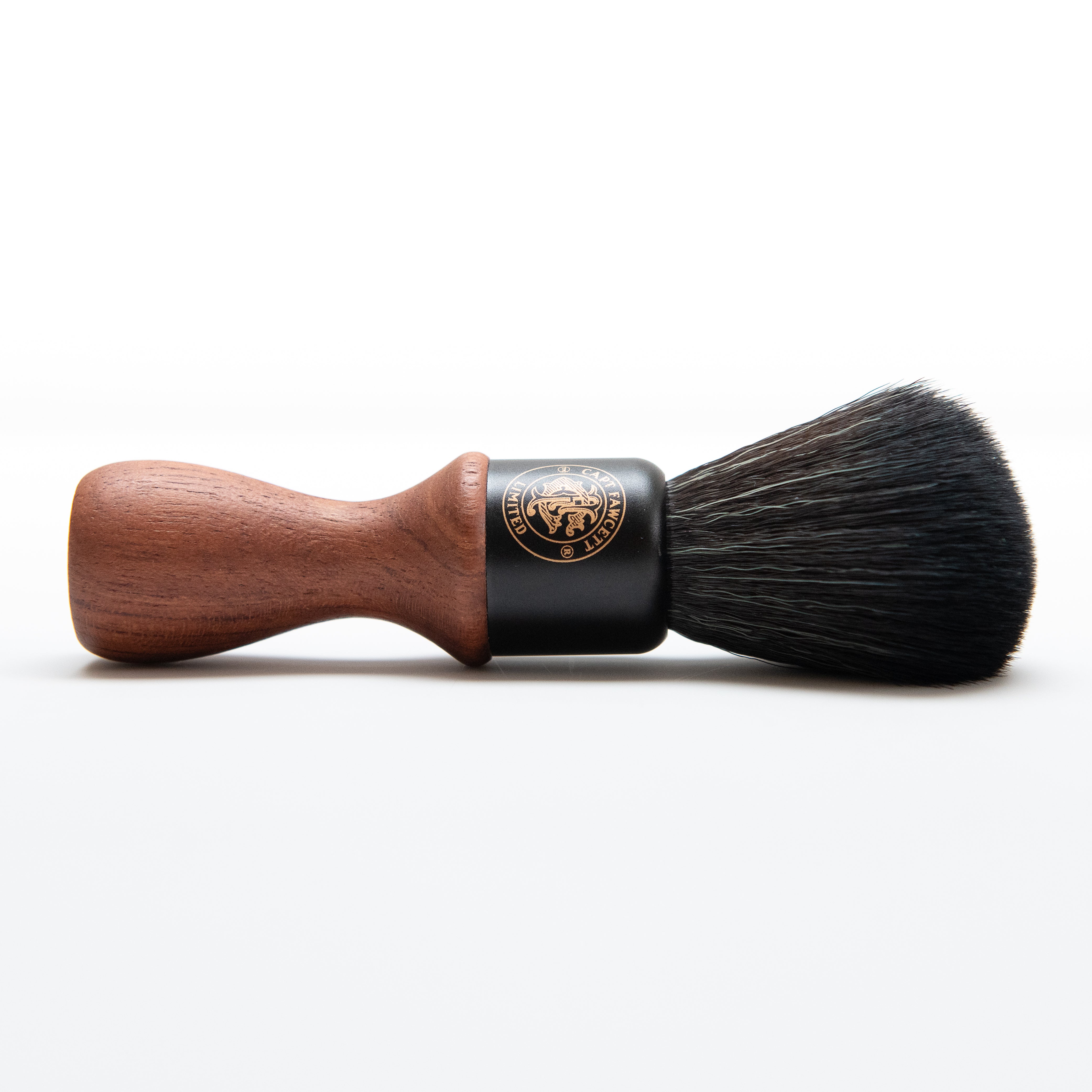 captain-fawcett-synthetic-fibre-shaving-brush-v-blaireau-de-rasage-synth-tique-v image 3